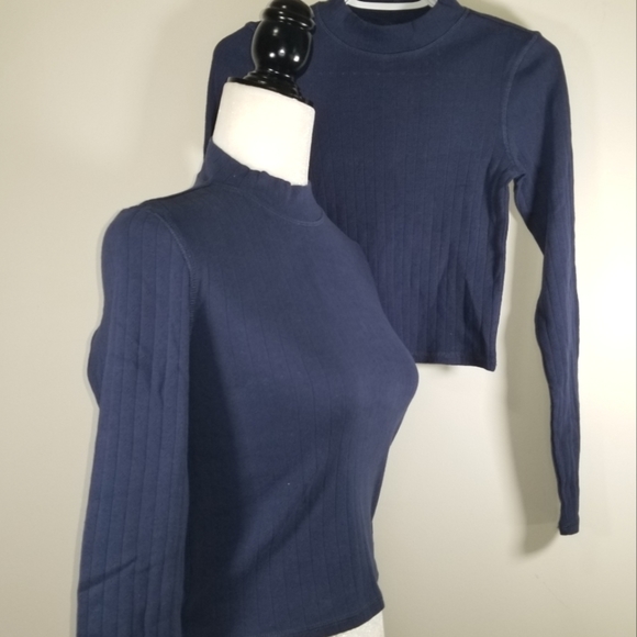 American Eagle Women's Top Navy Blue Long Sleeve Crop Cotton Knit - Picture 3 of 5